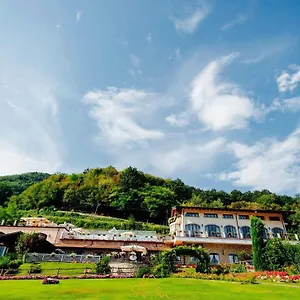 Fontanile Relais - Valcalepio Lounge Hotel Gandosso